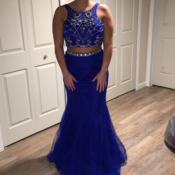 Dresses & Skirts - 🎓PROM SPECIAL🎓ROYAL BLUE 2 piece MERMAID GOWN
